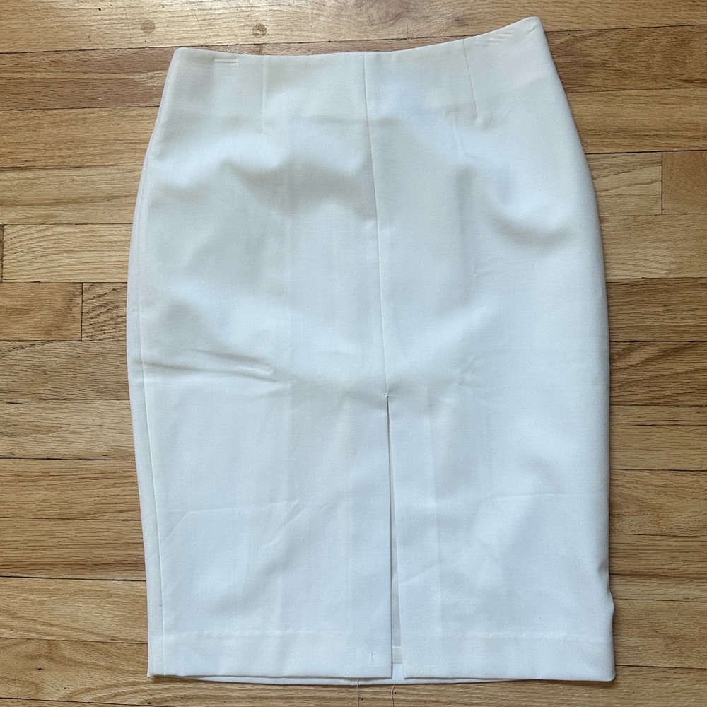 Moda International skirt Sz 2